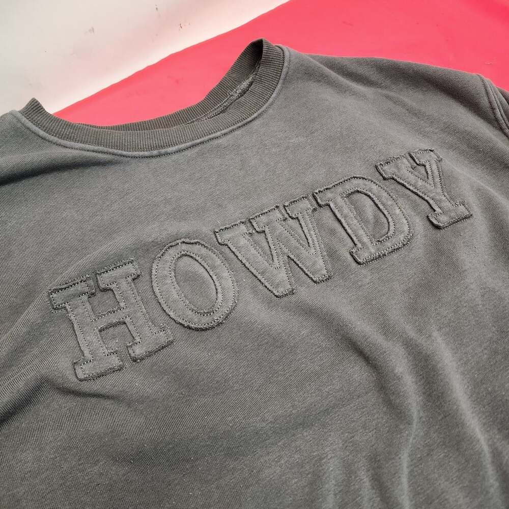 Zoe + Liv Gray Pigment-Dyed Howdy Embroidered Crewneck Sweatshirt
